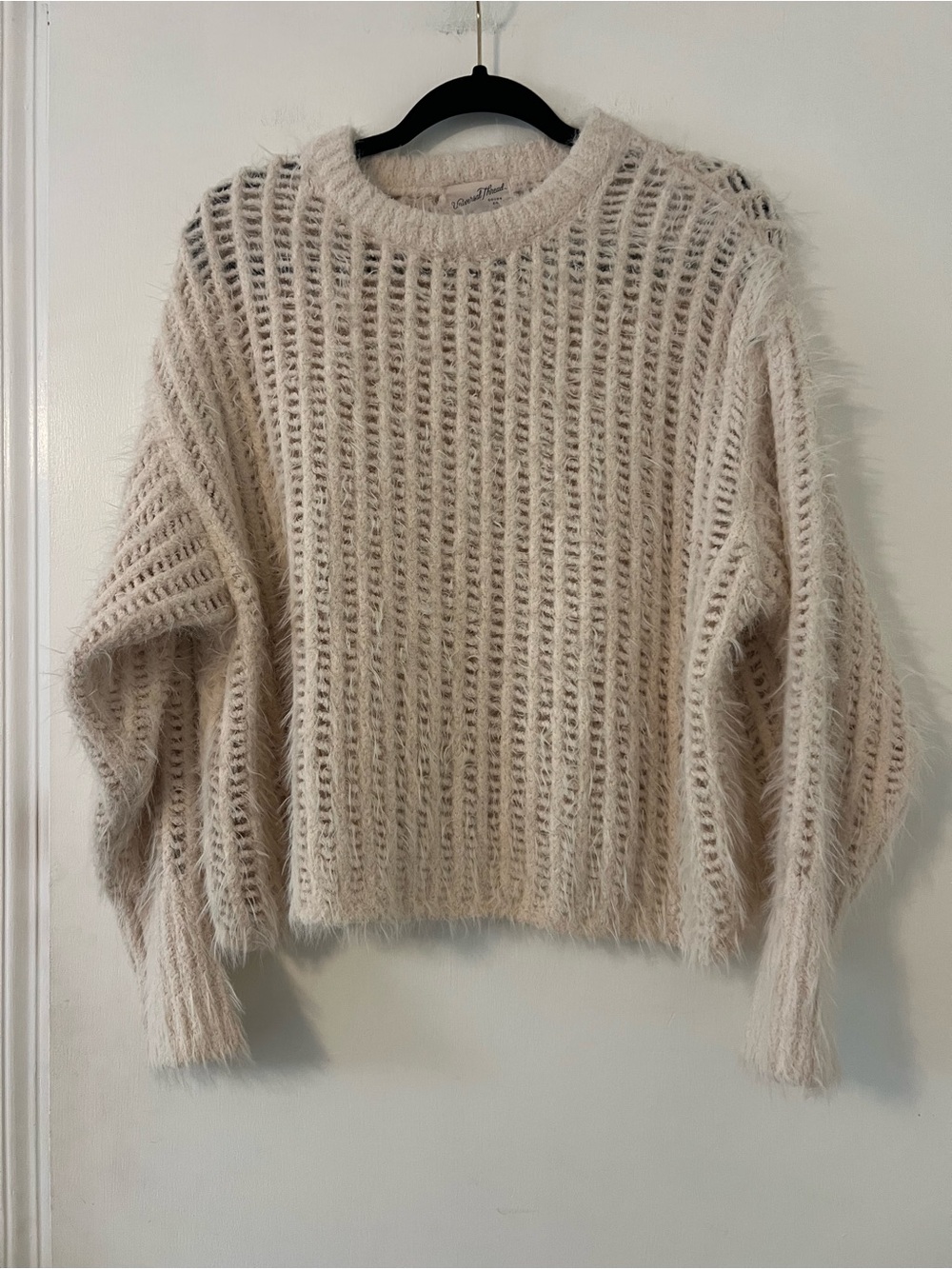 Universal Thread Open-Knit Fluffy Crew Sweater in Cream size M (AA126)